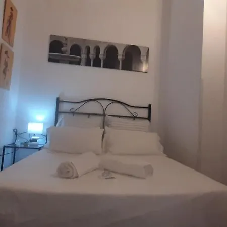 Apartment Descalzos Seville